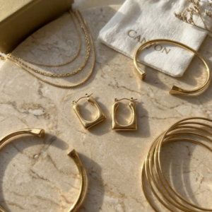 Royal Gold Kare Form Kadın Küpe